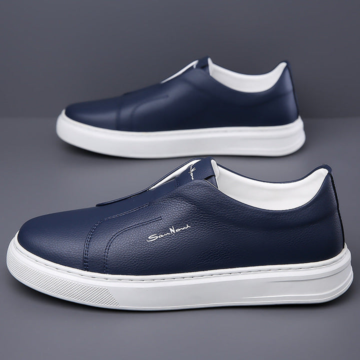 Nova Classic Leather Sneakers