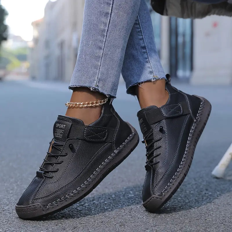 Dakota Comfortable Supportive Sneakers
