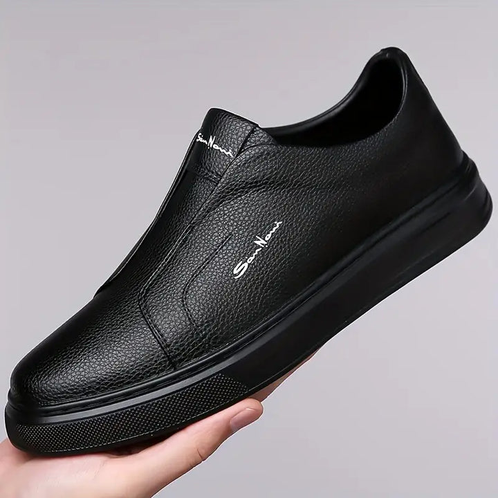Nova Classic Leather Sneakers