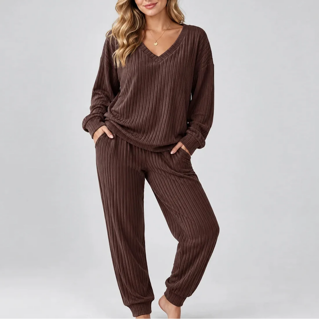 Yasmin V-Neck Ribbed Lounge Set