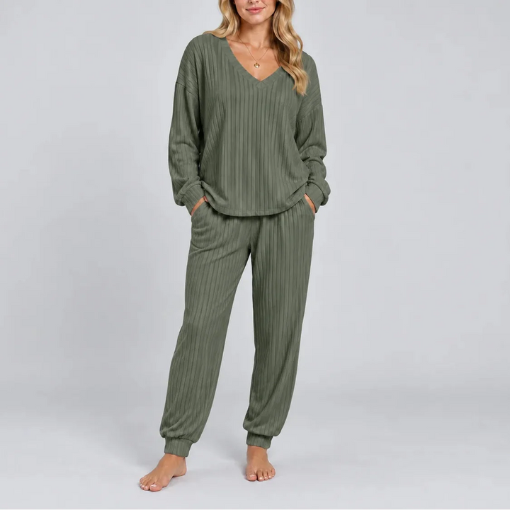Yasmin V-Neck Ribbed Lounge Set