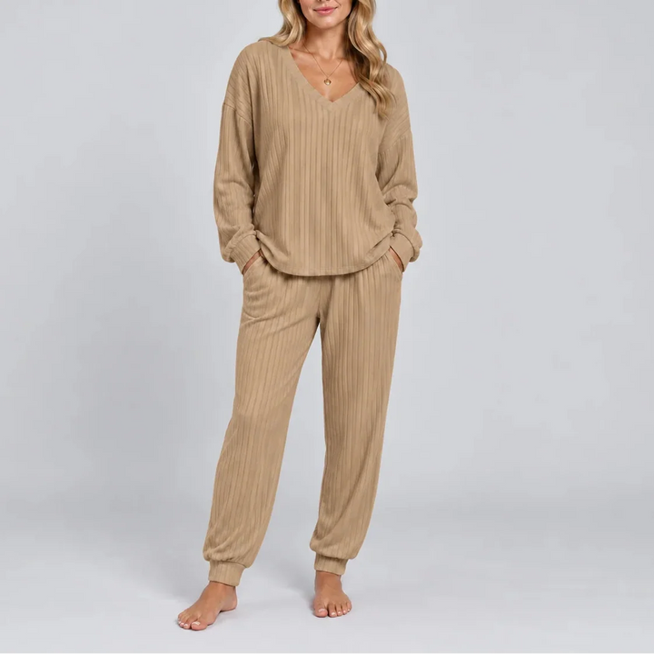 Yasmin V-Neck Ribbed Lounge Set