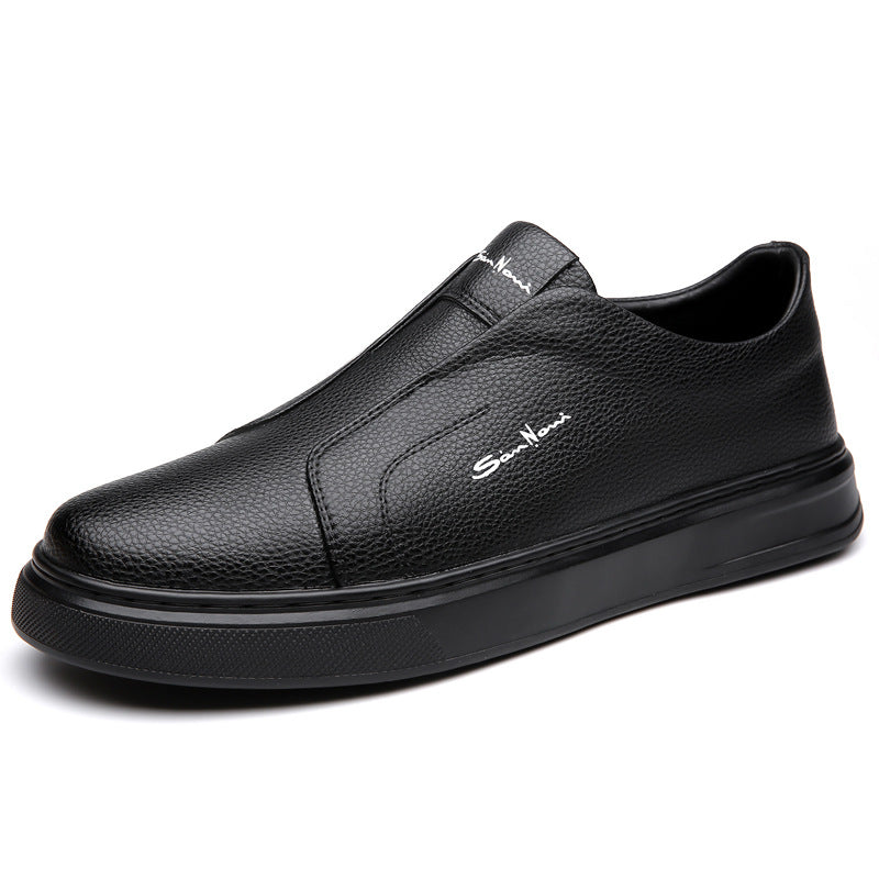 Nova Classic Leather Sneakers