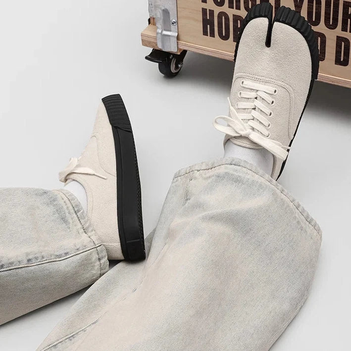 Lucas Textured Split Toe Shoes