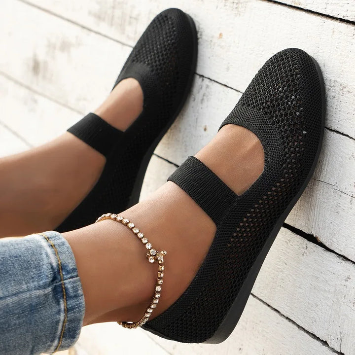 Megan Wide Toe Barefoot Shoes