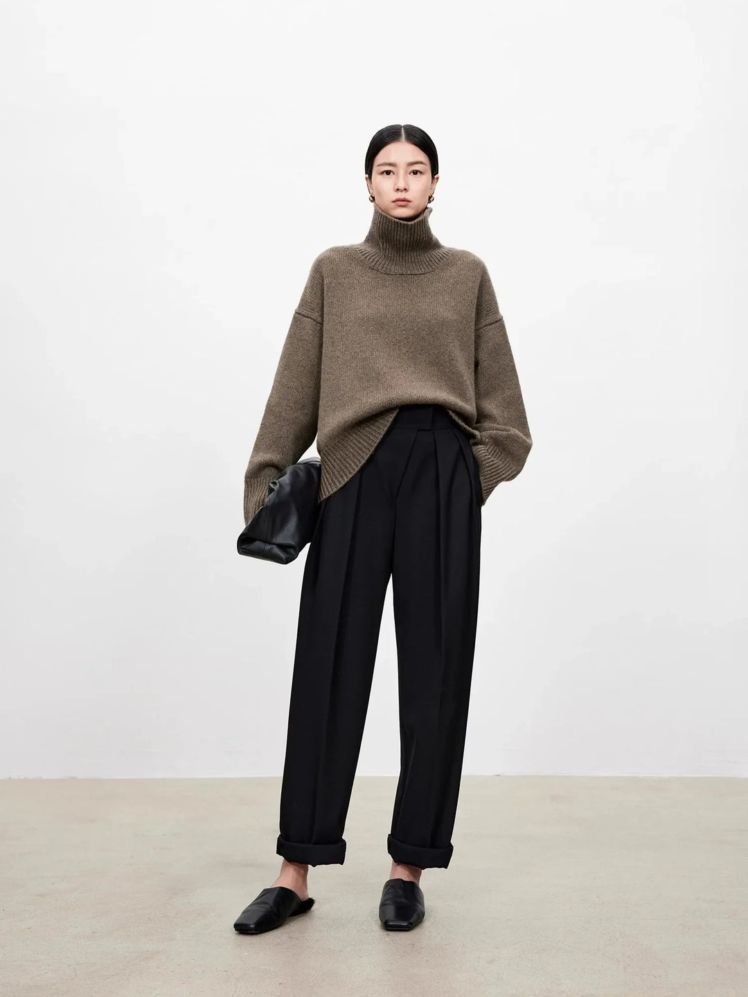 Marisla Turtleneck Cashmere Pullover