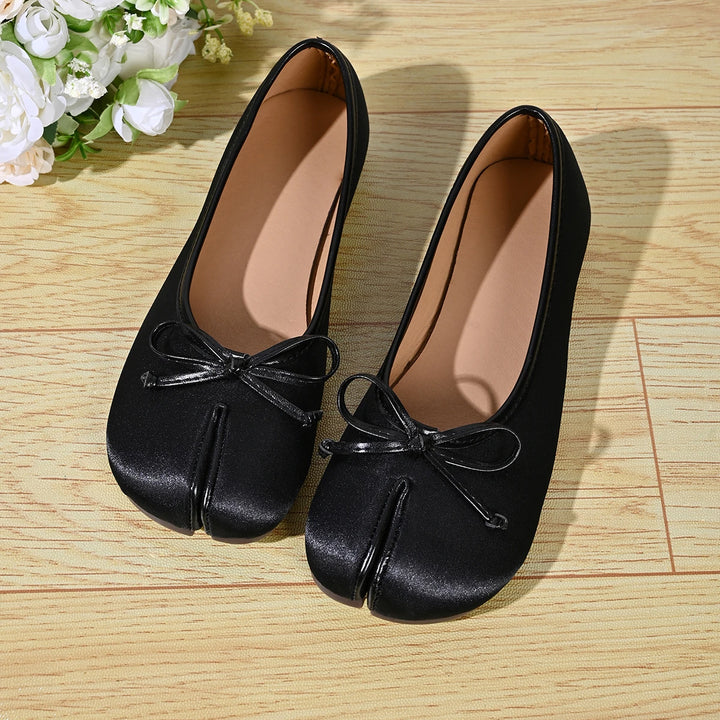 Black satin tabi ballet flats with bowknot detail