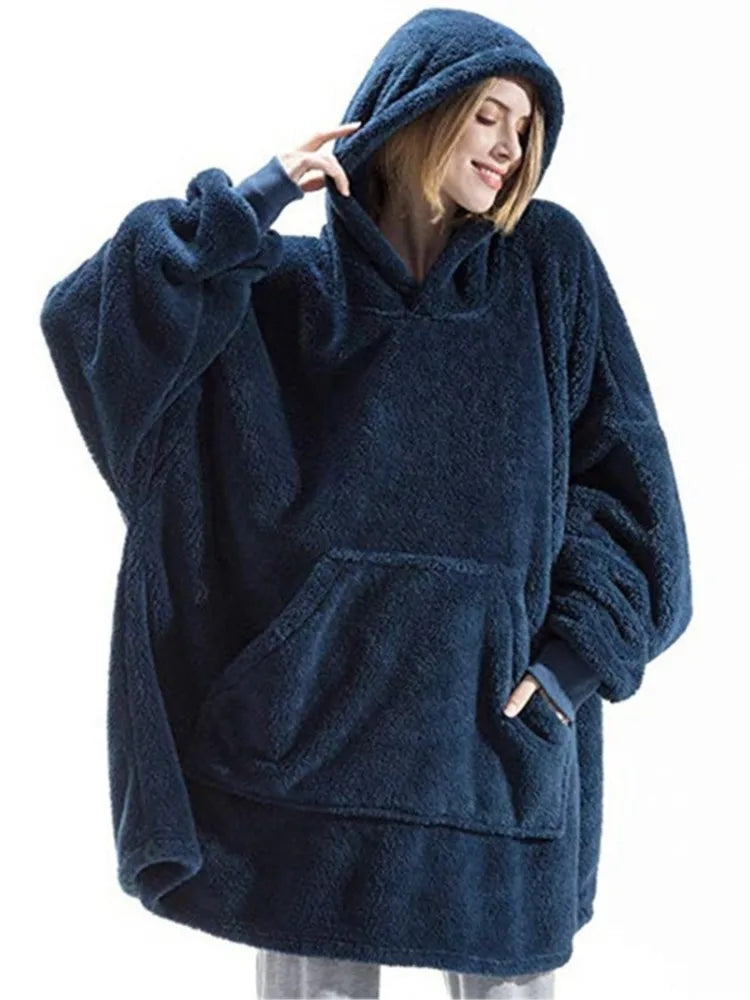 Cassian Hooded Blanket Pullover