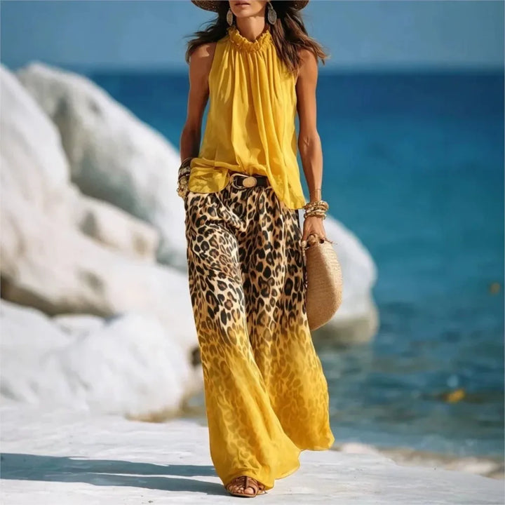 Zafrina Elegant Leopard Print Palazzo Set