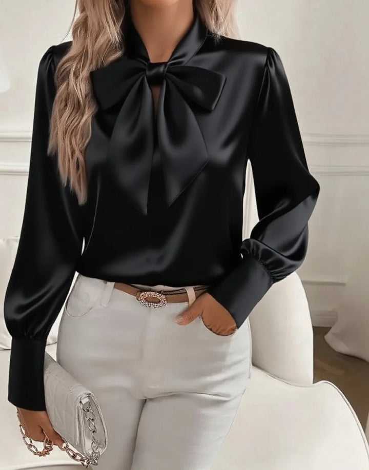 Vivianne Bow Collar Blouse