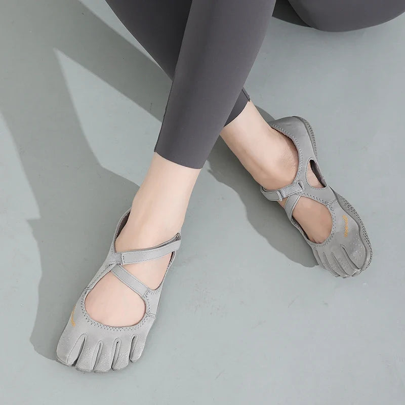 Agnes Five Toe Shoes