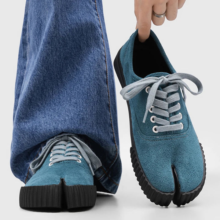Lucas Textured Split Toe Shoes