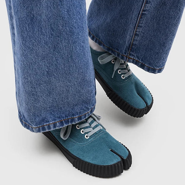 Lucas Textured Split Toe Shoes
