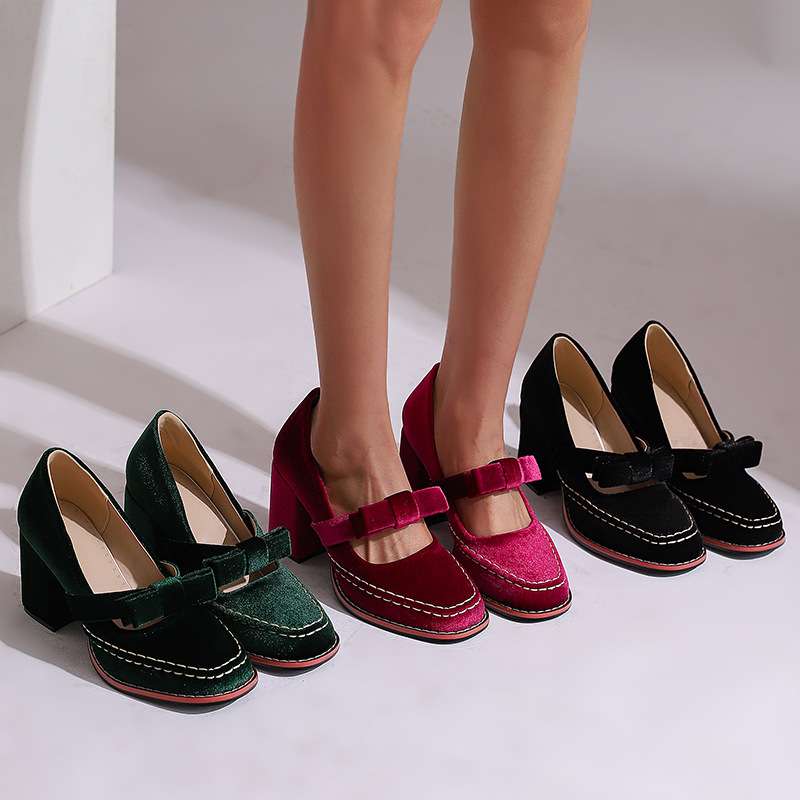 Gracia Mary Jane Block Heel Bow Pump