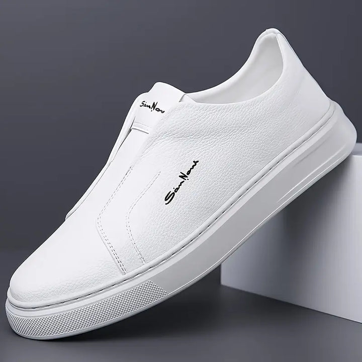 Nova Classic Leather Sneakers